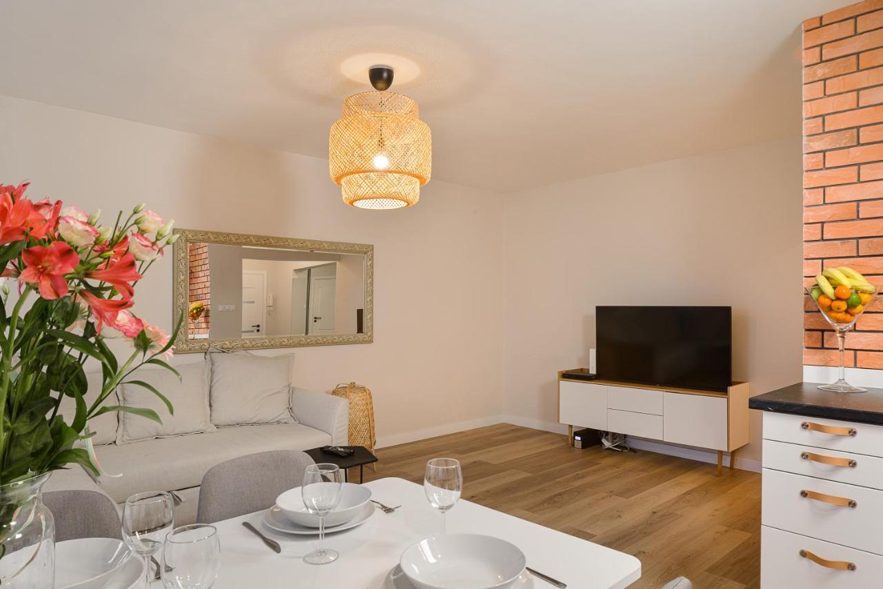 P&O Apartments Hawajska Варшава Екстериор снимка